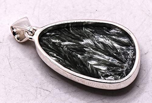 35mm 40ct Green Clinochlore Seraphinite Pendant in Sterling Silver Gift Box