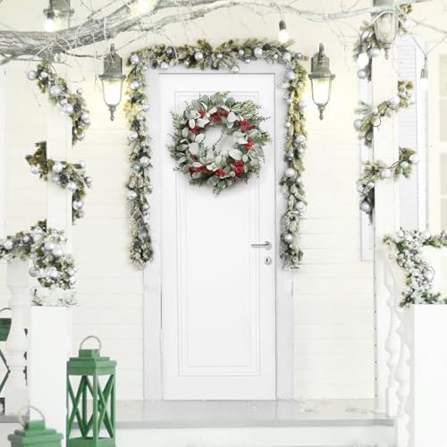 19 Inch Artificial Christmas Wreath with Red Berries and Pinecone