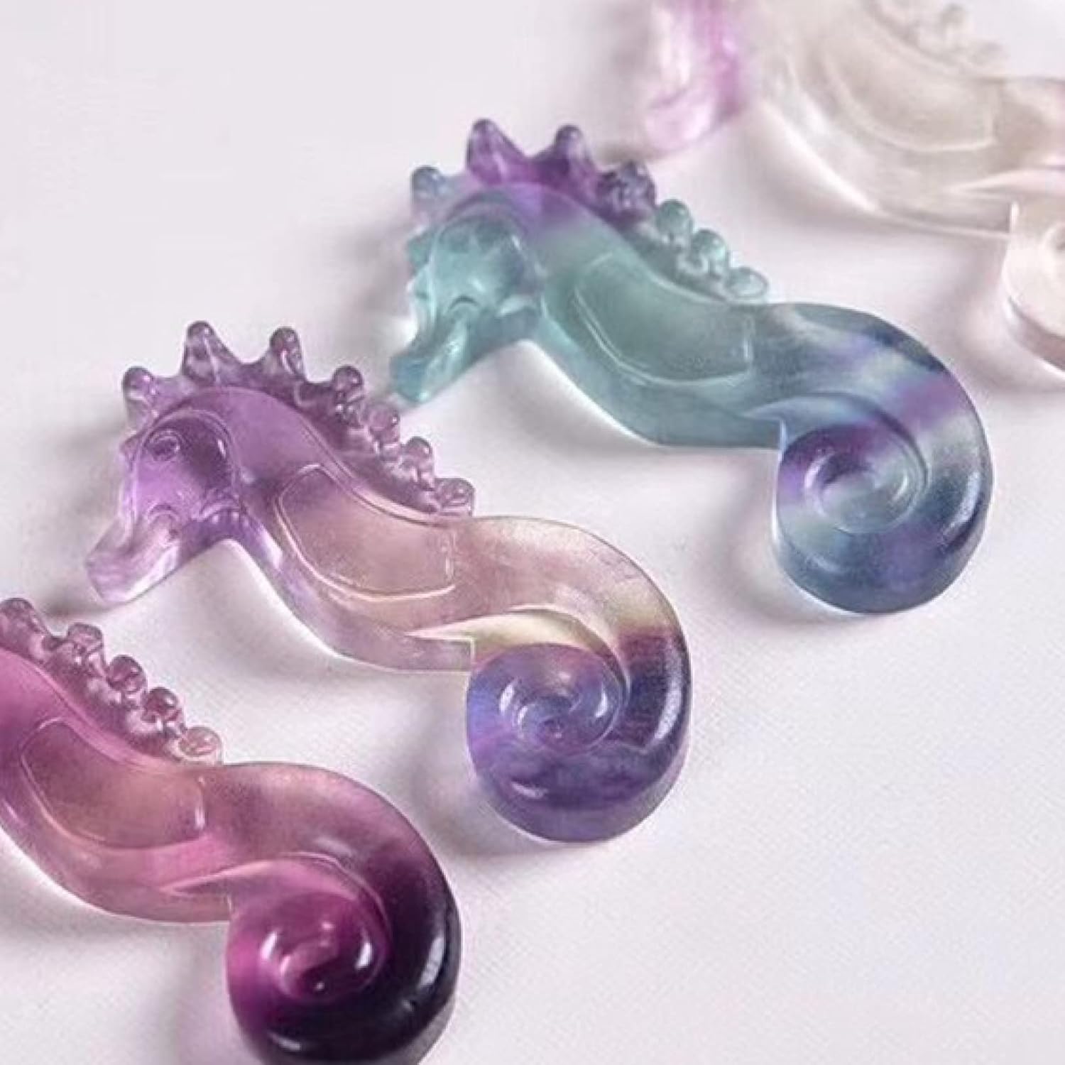 Crystal Stones Seahorse Figurines Rainbow Fluorite Carved Hippocampus Ornament Gift