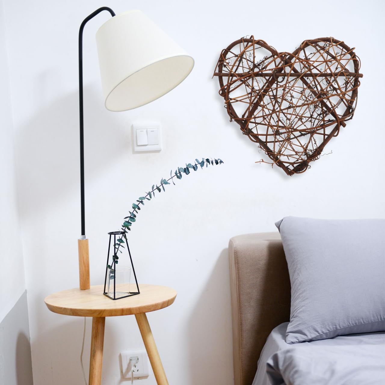 EXCEART 2 Pcs Heart Shaped Wreath Decor