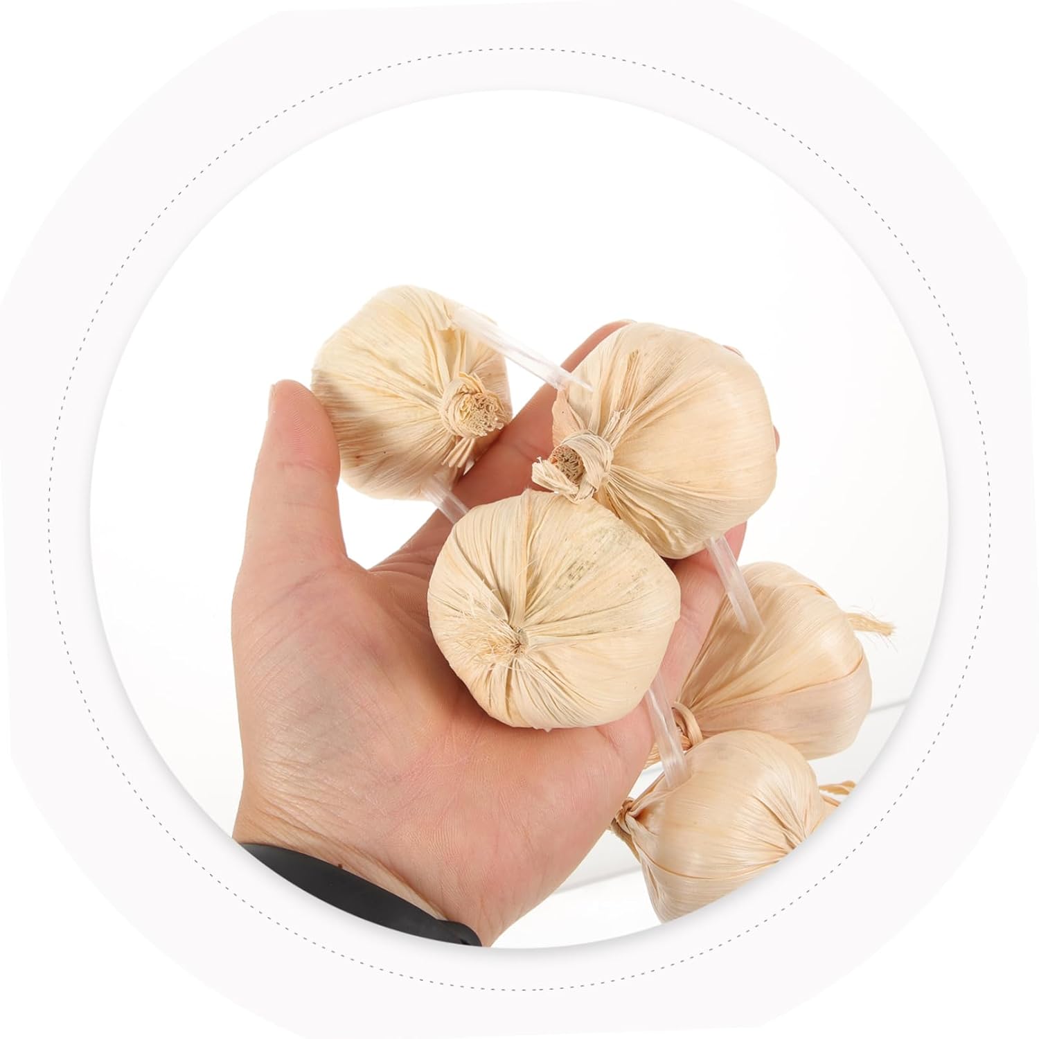 Cabilock Realistic Garlic String Wreath Decor Prop