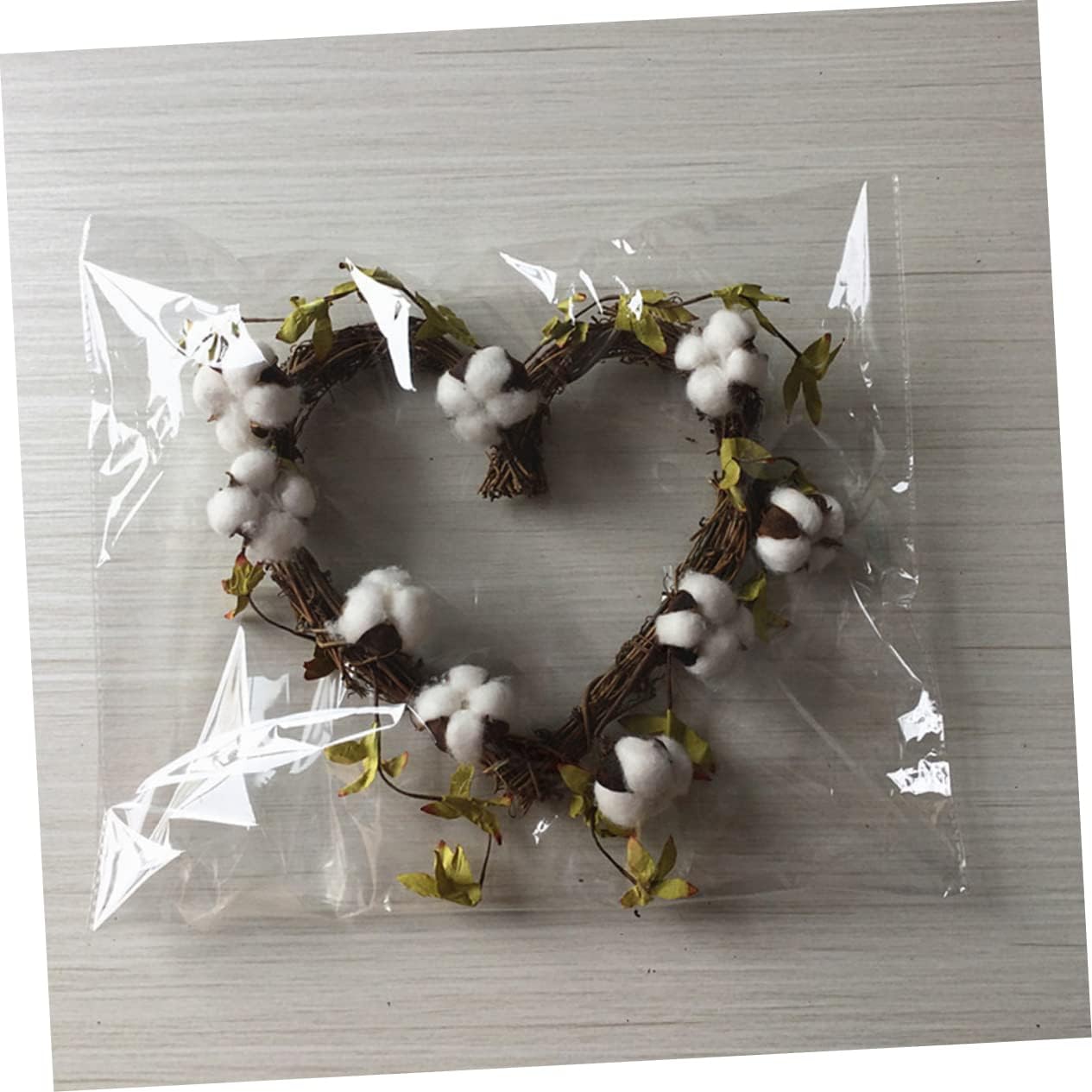 PRETYZOOM Heart-Shaped Cotton Garland for Home Decor