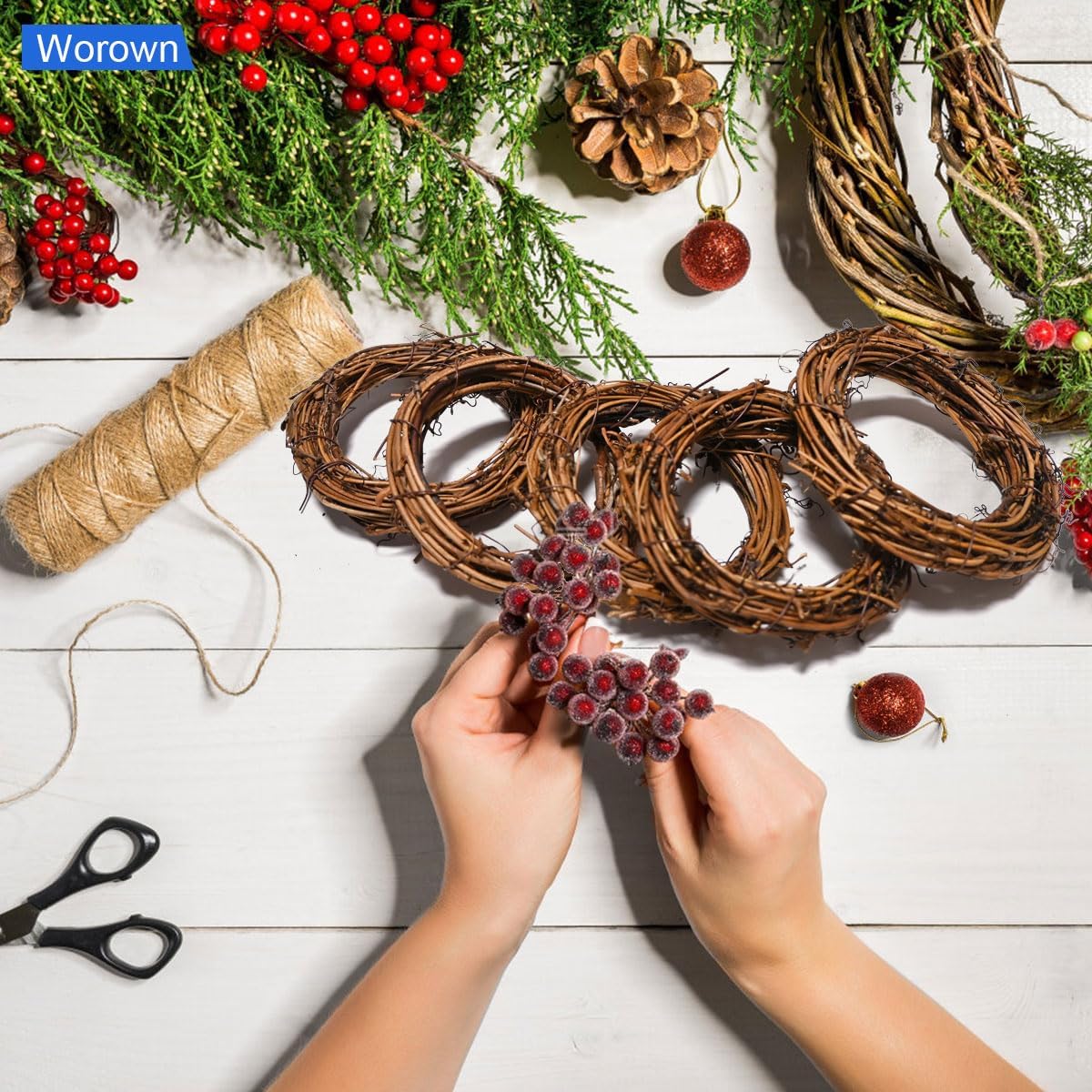 Worown 20 Pcs 3 Inch Natural Grapevine Wreaths Set