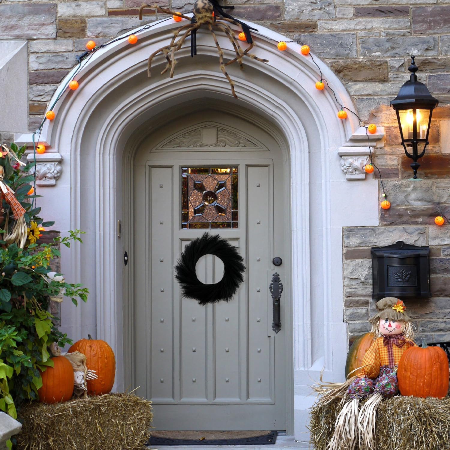 24 Inch Artificial Pampas Grass Wreath for Home Halloween Decor