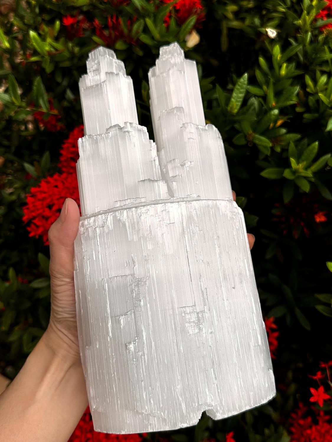 GAF TREASURES Selenite Twin Tower Lamp