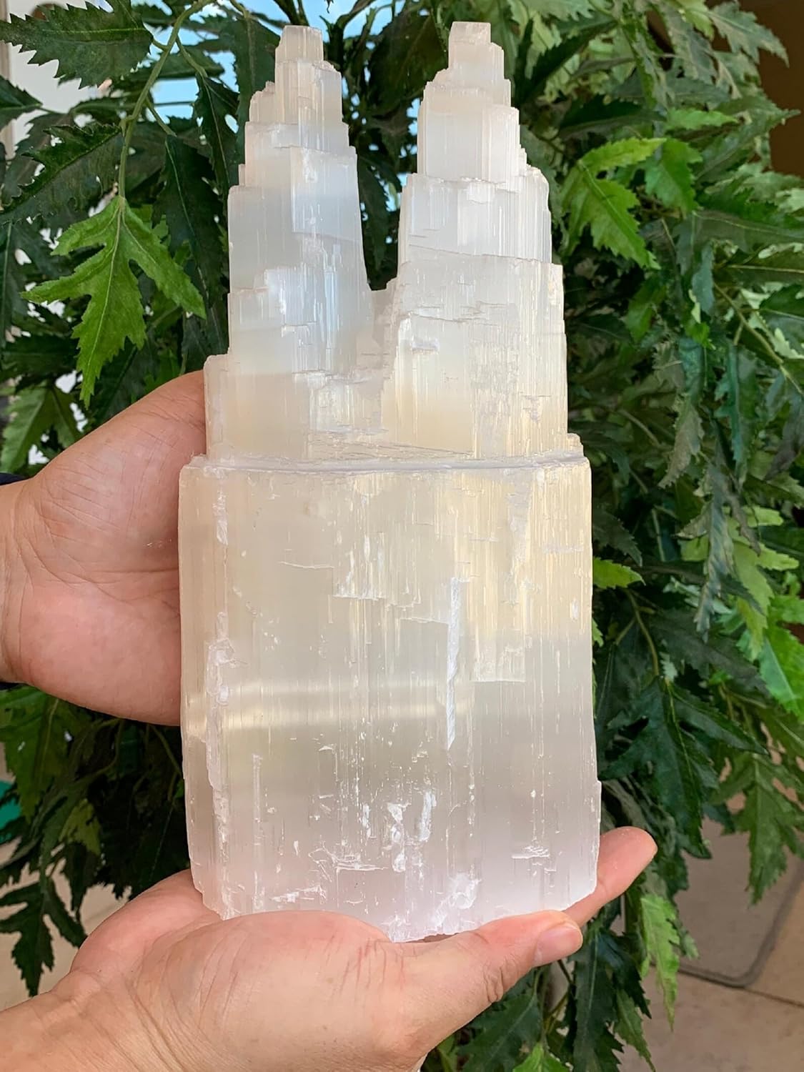 GAF TREASURES Selenite Twin Tower Lamp