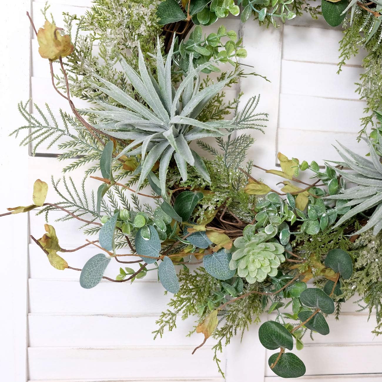 Idyllic 22 Inch Artificial Succulent Wreath for Front Door and Home Decor