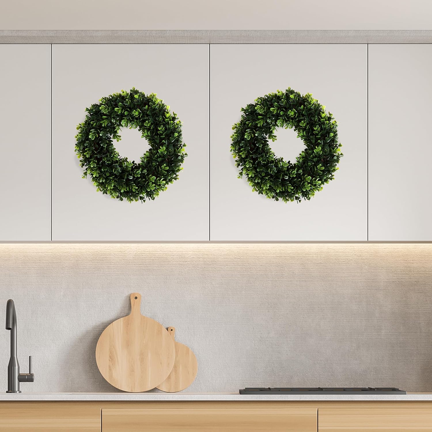 Pure Garden 12-Inch UV Resistant Boxwood Wreath