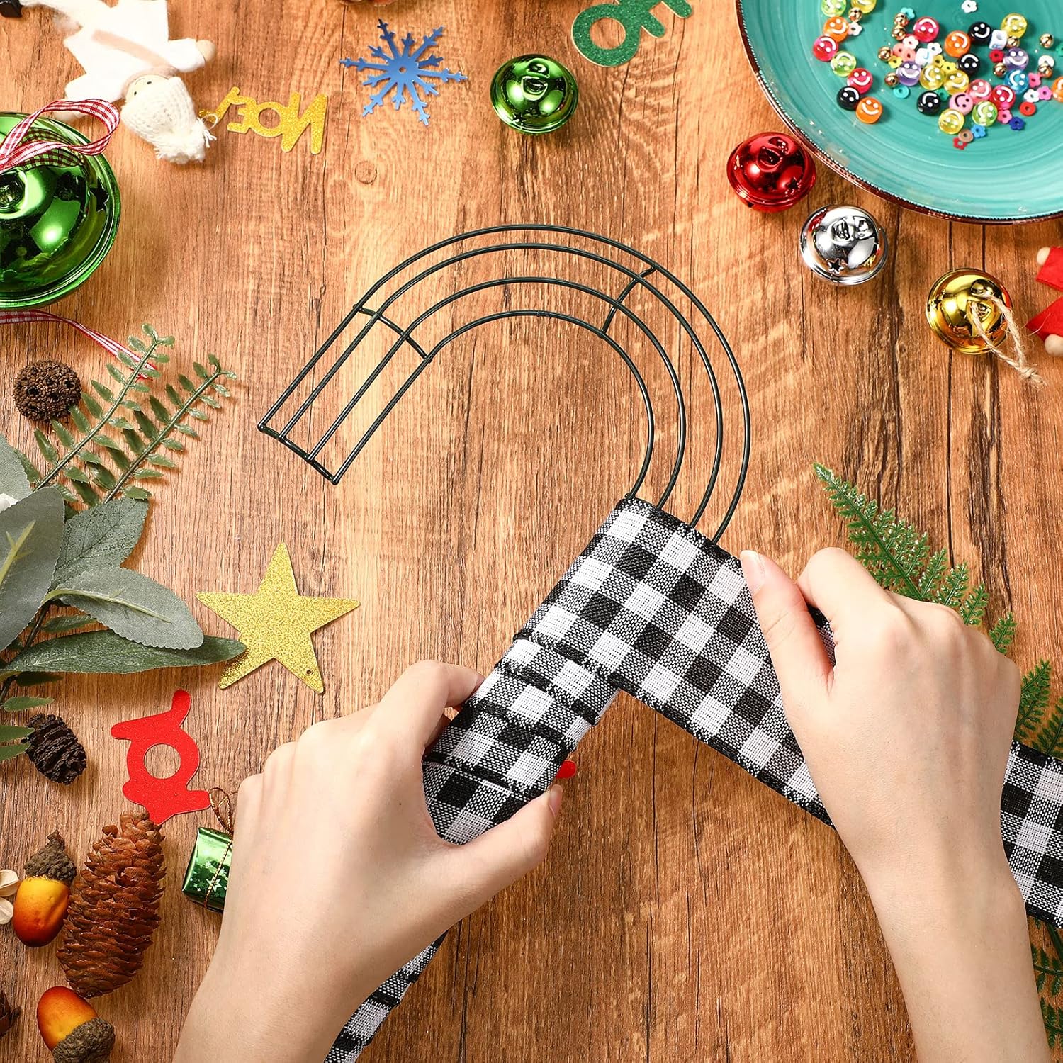 6 Piece Candy Cane Wire Wreath Frame for DIY Holiday Decoration