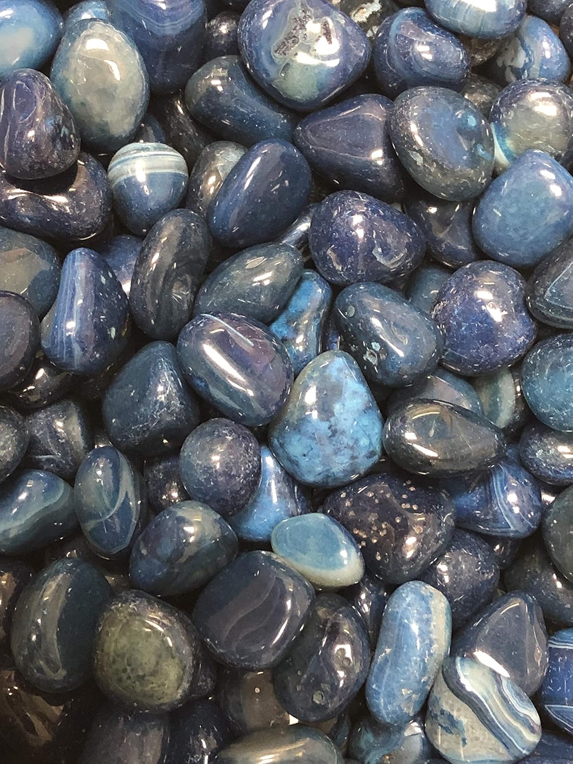 Tumbled Dyed Agate Stones 1 Inch Blue Velvet Bag