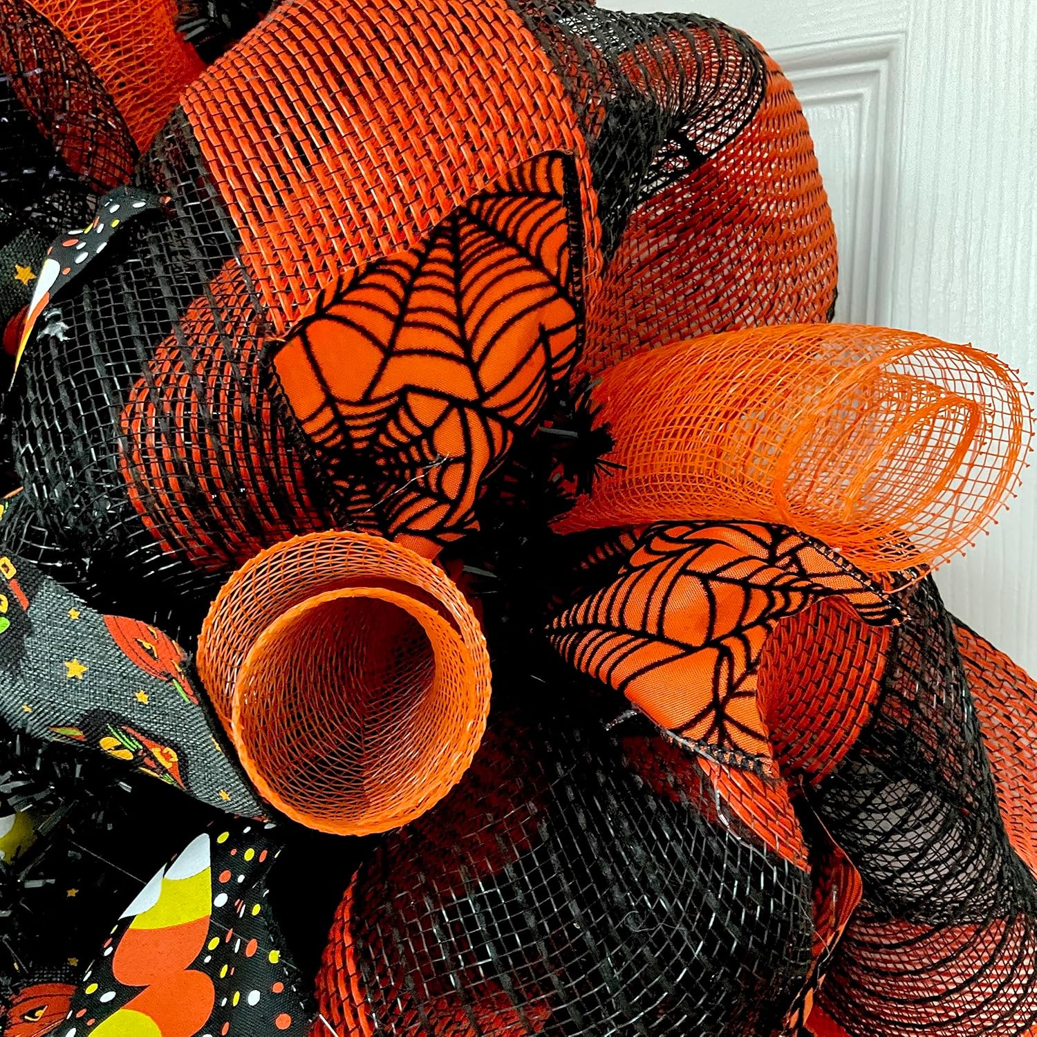Scaredy Cats Welcome Halloween Wreath